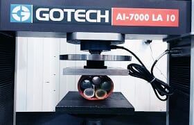 آزمایشگاه ارزیابی عملکرد